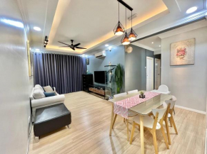 Medina Homestay Batu Burok Beach